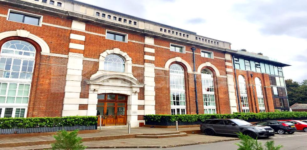 			NEW INSTRUCTION, 2 Bedroom, 1 bath, 1 reception Apartment			 Great West Road, HAMMERSMITH